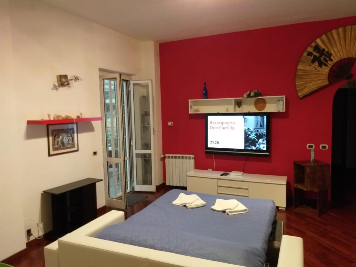 Semesterbostad Vacanze Romane Con Giardino *